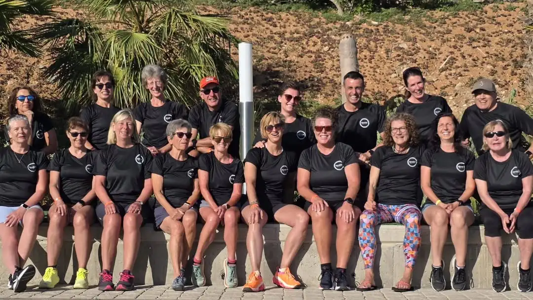 David Muir coaching outdoor fitness exercises during a wellness retreat in Gran Canaria.